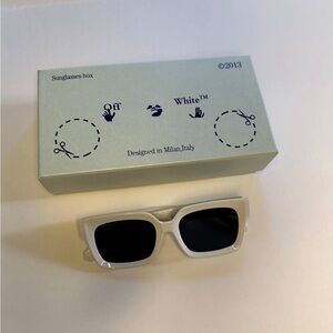 Off-White cream/white squared sunglasses unisex :)